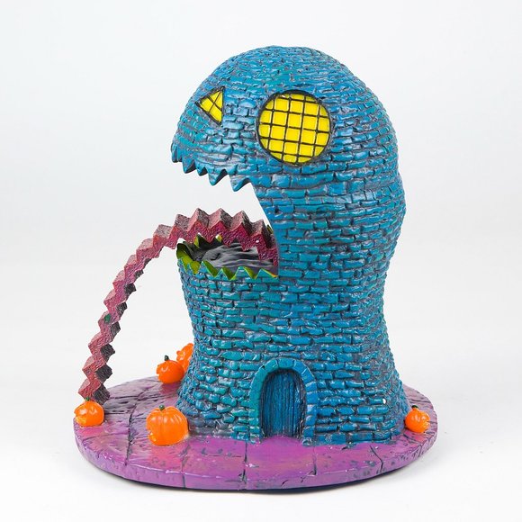 SALE The Nightmare Before Christmas Lizzard House Blacklight Village Collection - Picture 3 of 5